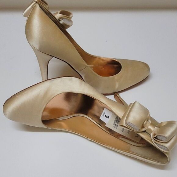 Bagley  Mischka satin heels size 9 - Picture 4 of 13